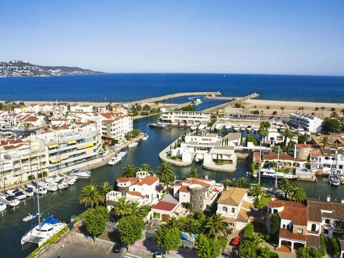Villa Alberes Empuriabrava 0*,